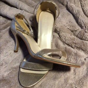 David’s bridal Champaign sandals size 12